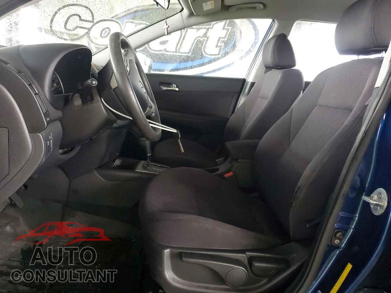 HYUNDAI ELANTRA 2011 - KMHDC8AE5BU111054