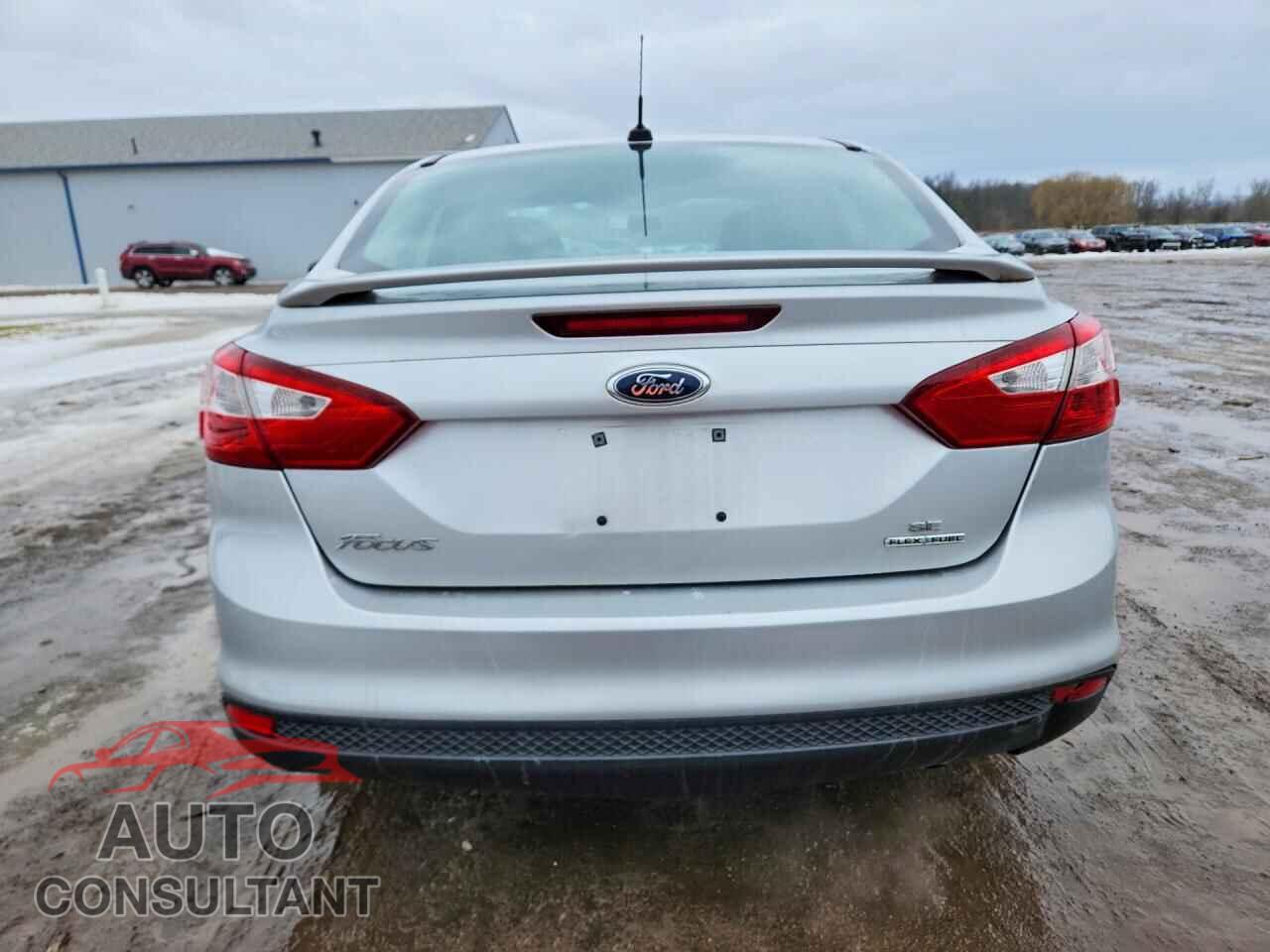FORD FOCUS 2014 - 1FADP3F26EL298802
