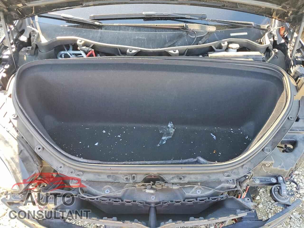 TESLA MODEL X 2017 - 5YJXCBE20HF079243