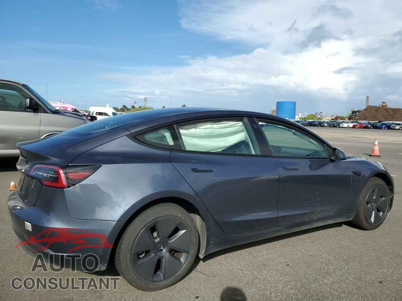 TESLA MODEL 3 2023 - 5YJ3E1EA9PF420115