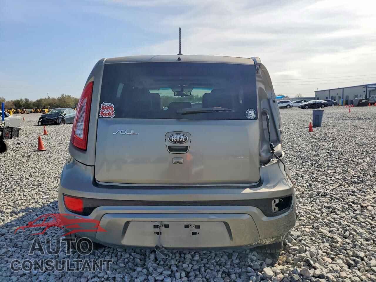 KIA SOUL 2013 - KNDJT2A6XD7621639