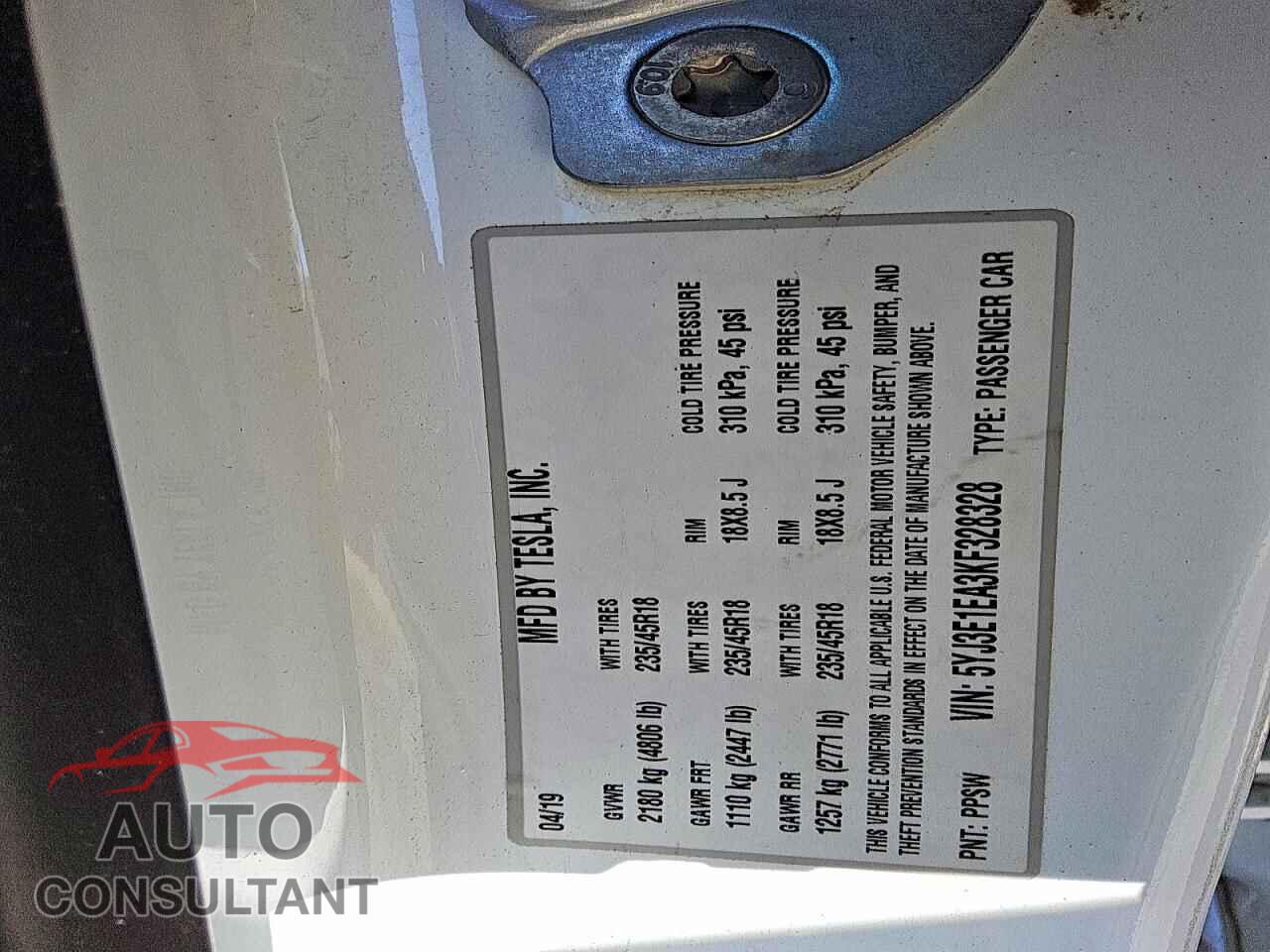 TESLA MODEL 3 2019 - 5YJ3E1EA3KF328328