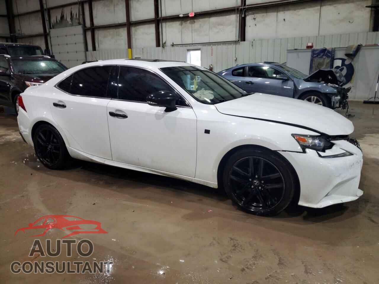 LEXUS IS 2015 - JTHBF1D29F5058644