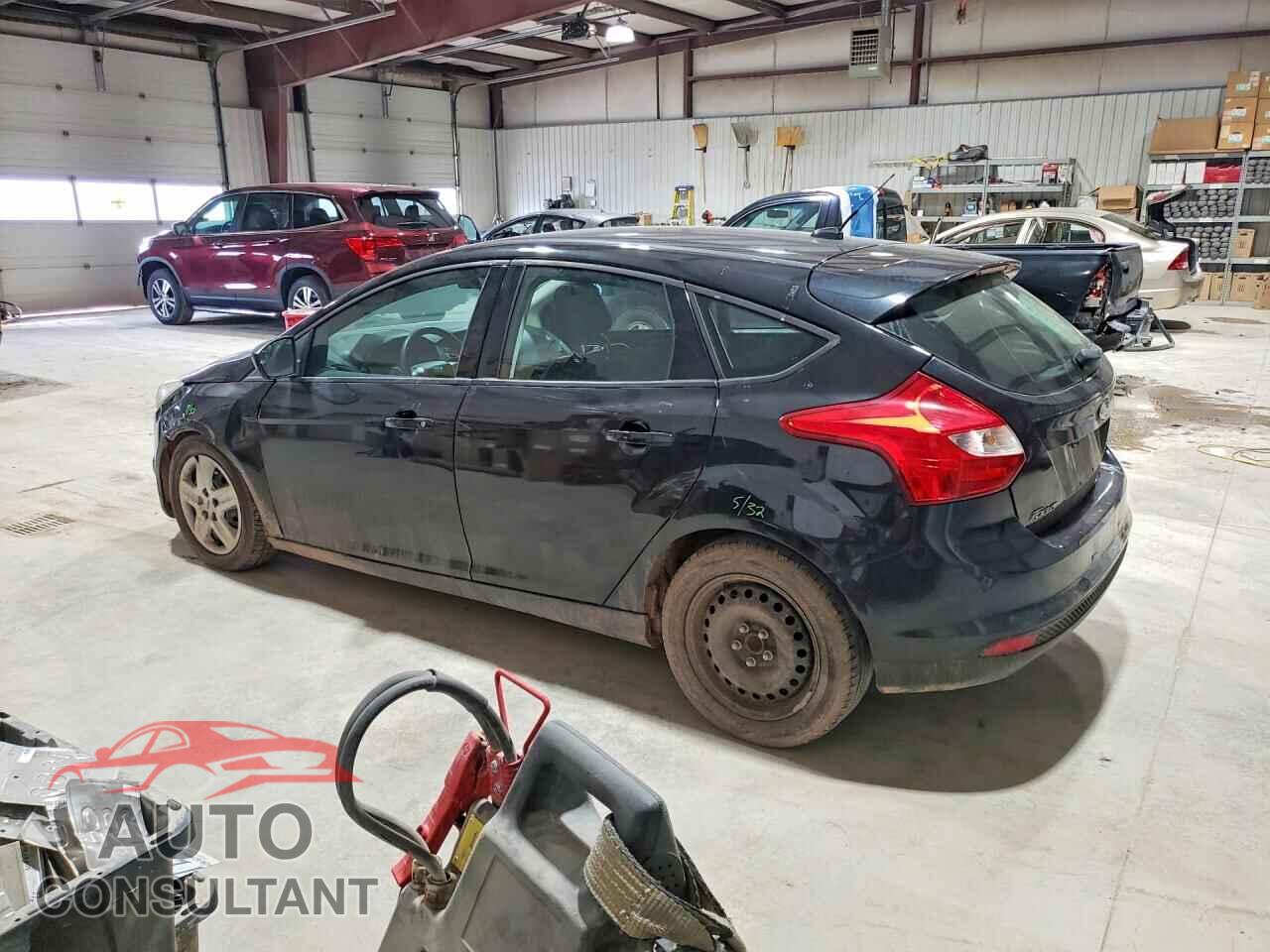 FORD FOCUS 2012 - 1FAHP3K25CL367659