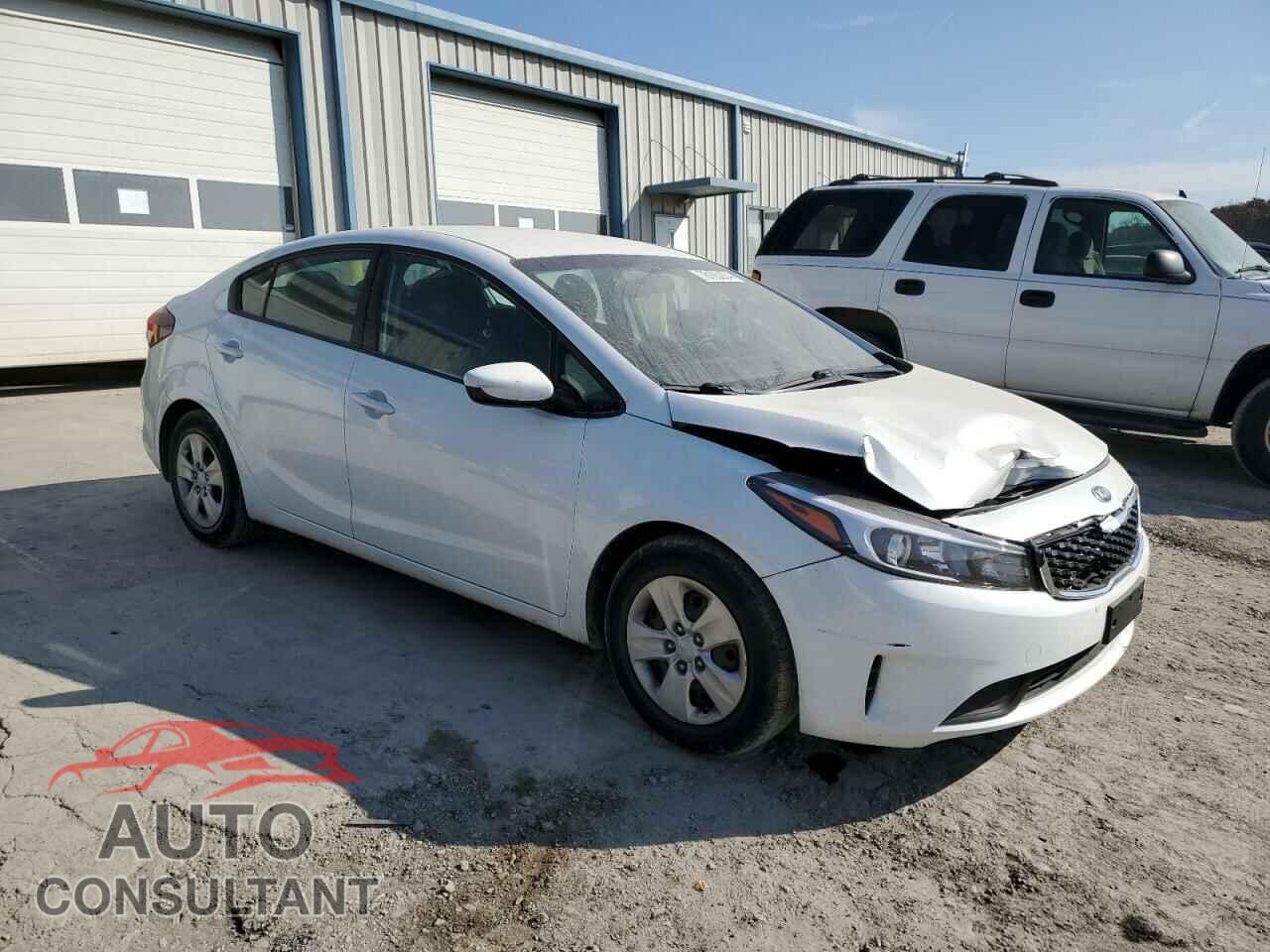 KIA FORTE 2018 - 3KPFL4A79JE190572