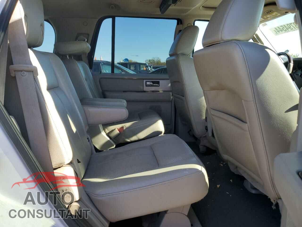 FORD EXPEDITION 2010 - 1FMJU2A5XAEA64366