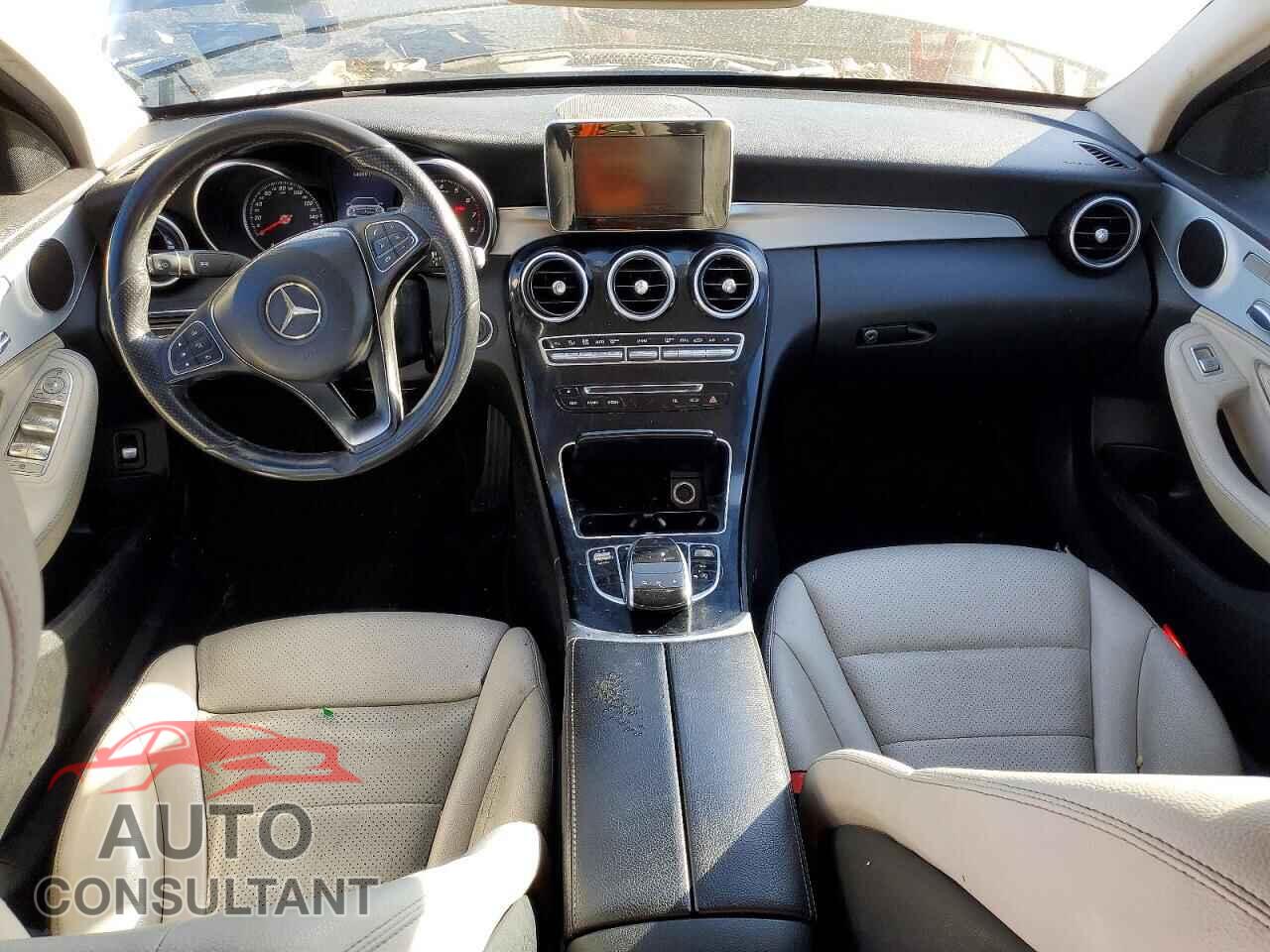 MERCEDES-BENZ C-CLASS 2015 - 55SWF4KB0FU042756
