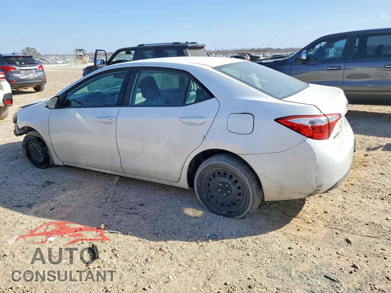 TOYOTA COROLLA 2015 - 5YFBURHE0FP181925