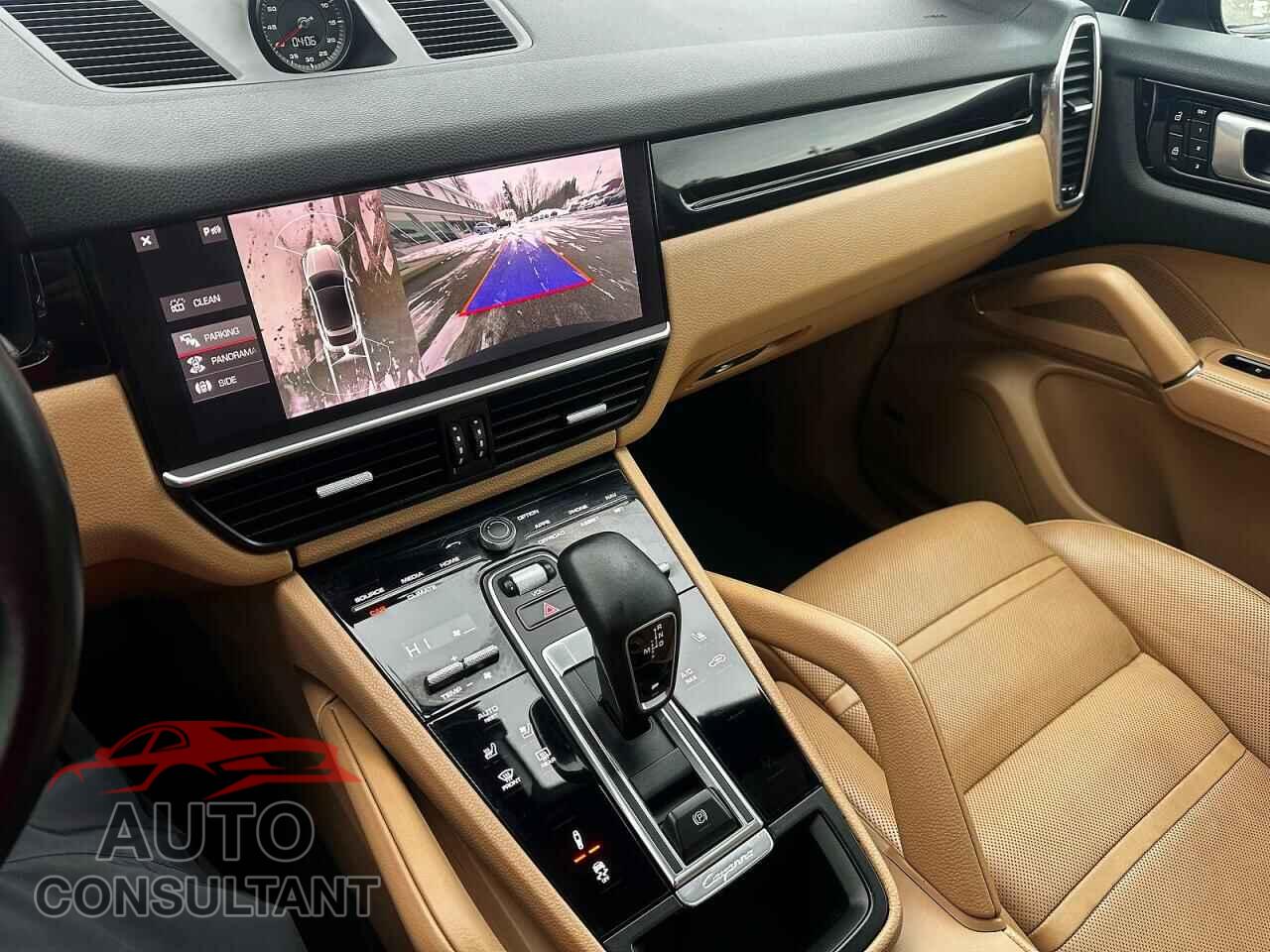 PORSCHE CAYENNE 2020 - WP1BA2AY6LDA48233