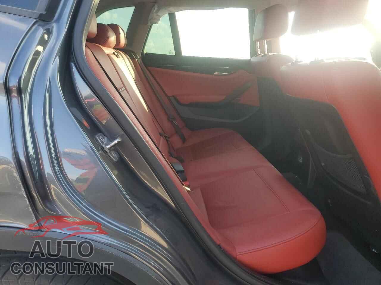 BMW X1 2014 - WBAVL1C59EVY11149