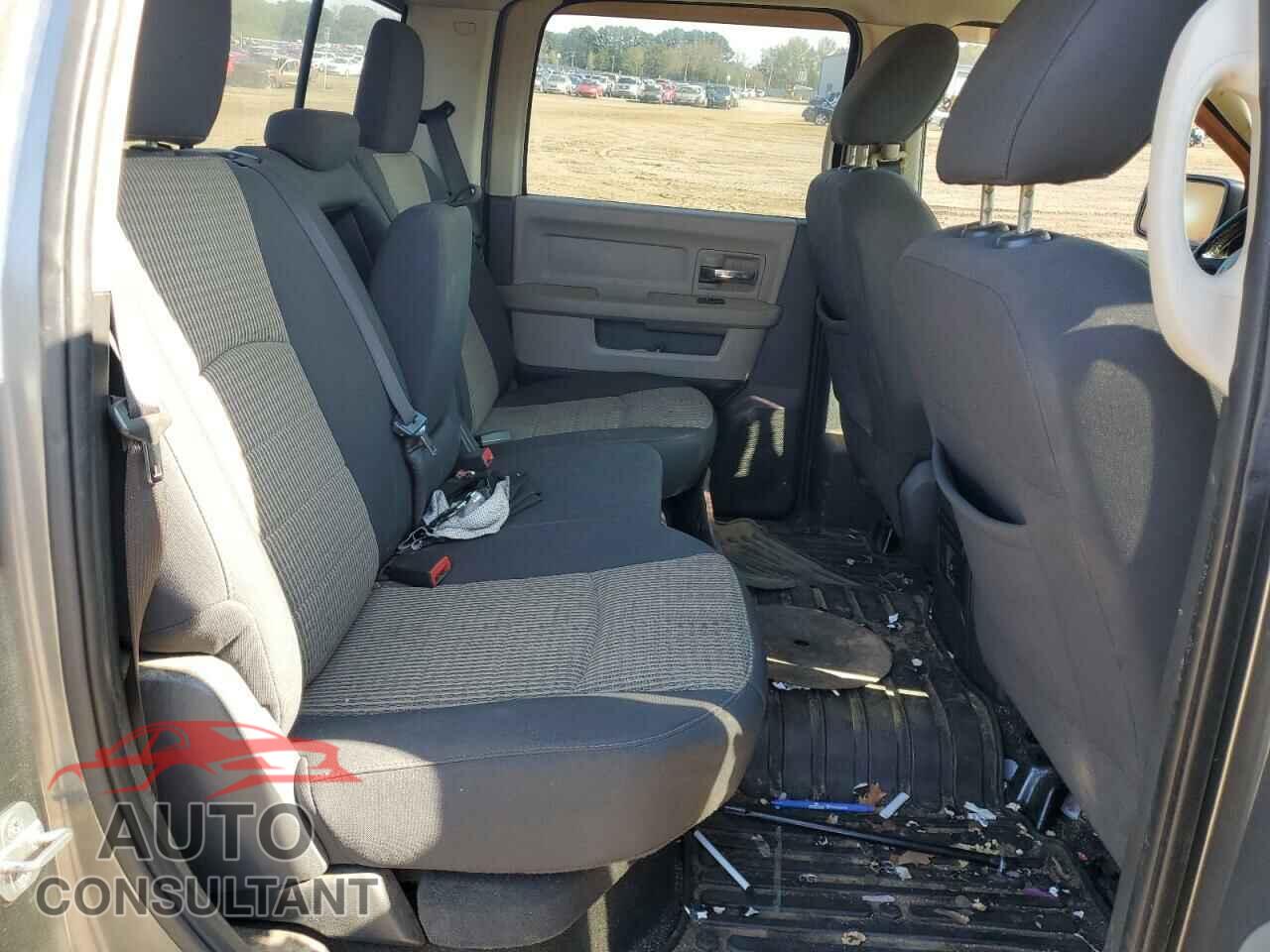 DODGE RAM 1500 2012 - 1C6RD7LTXCS177875