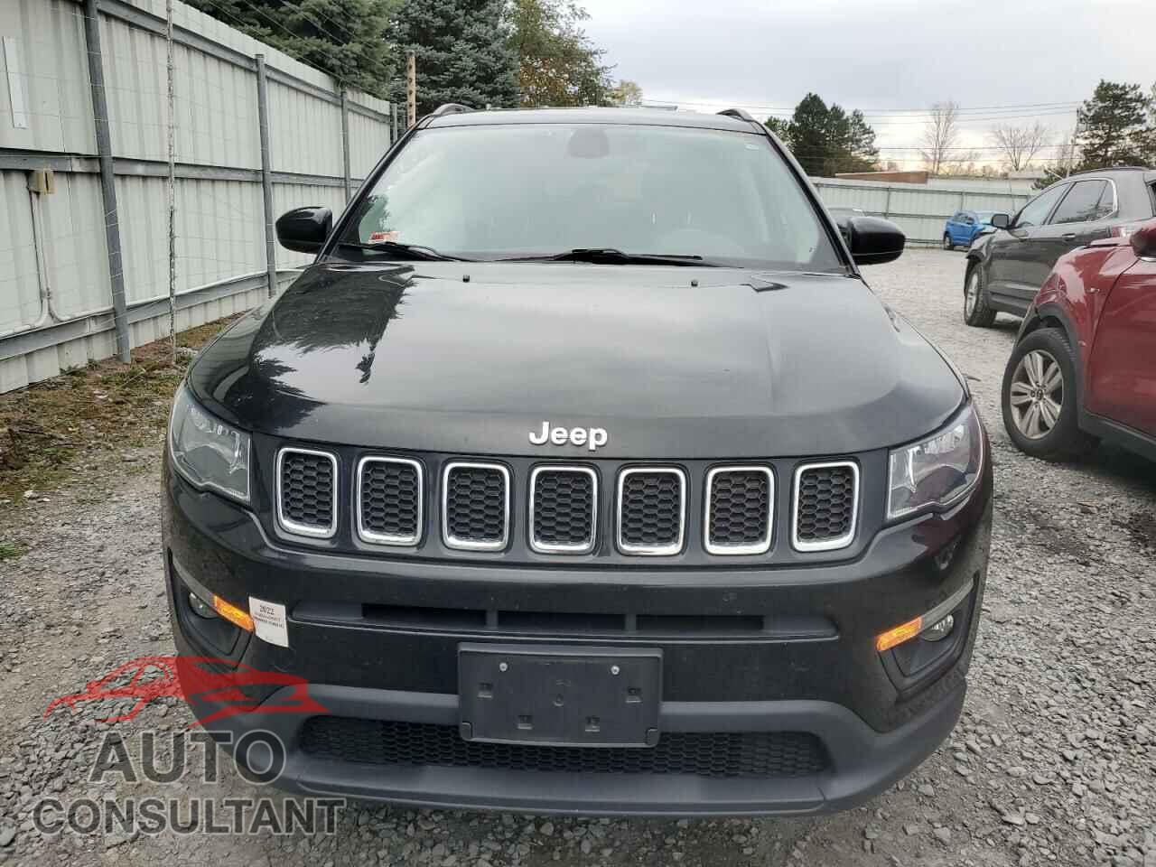JEEP COMPASS 2019 - 3C4NJDBB8KT761082
