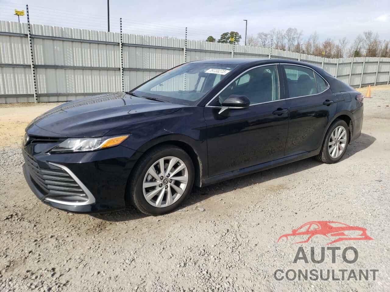 TOYOTA CAMRY 2021 - 4T1C11AK0MU452234