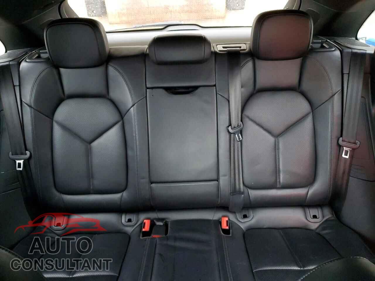 PORSCHE MACAN 2015 - WP1AB2A50FLB42584