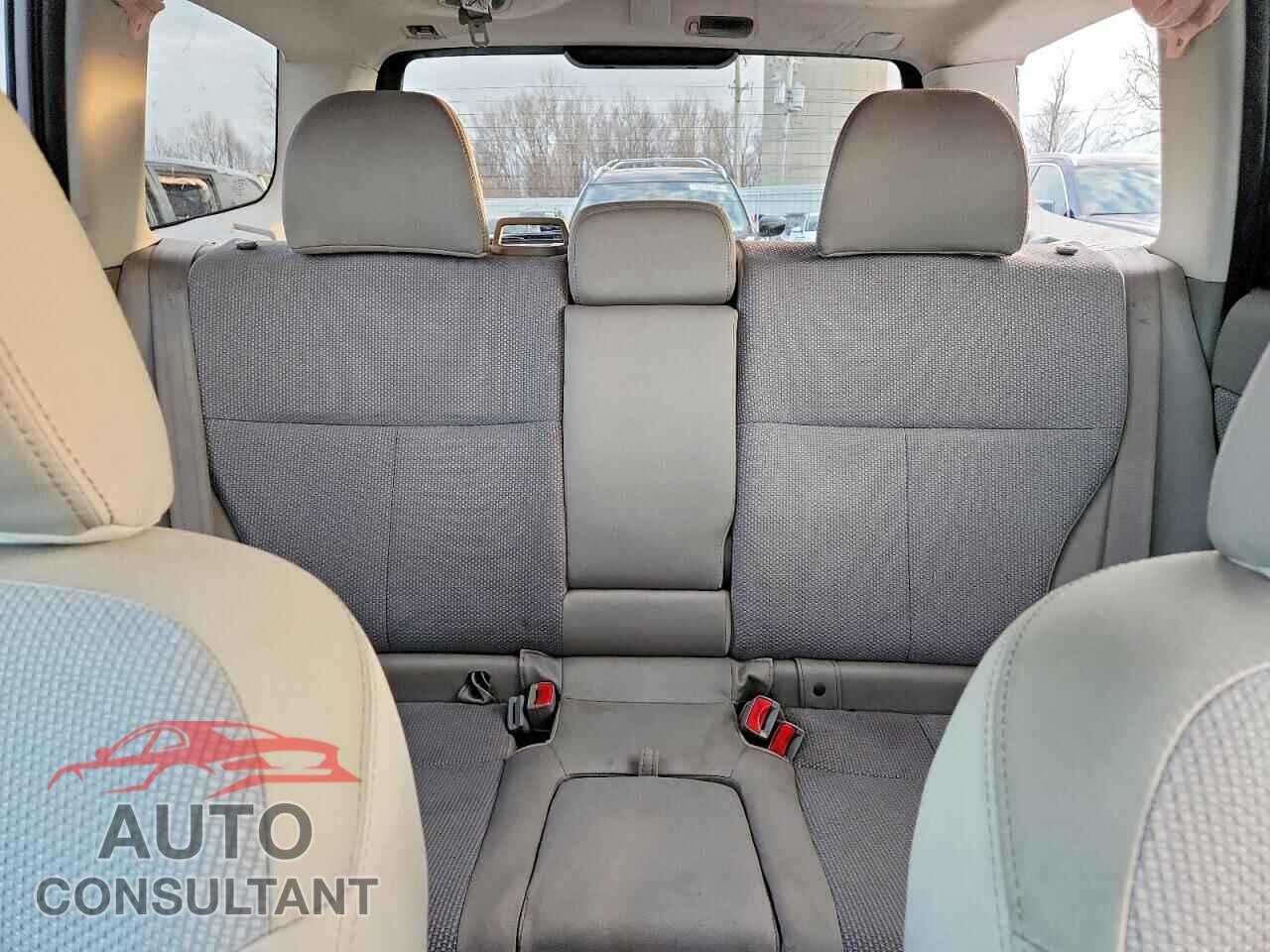 SUBARU FORESTER 2011 - JF2SHBDC8BH735509