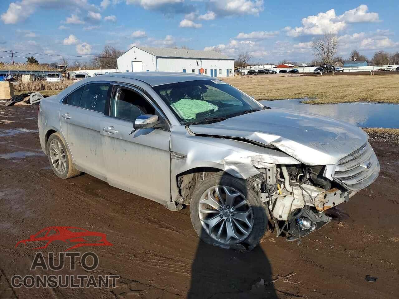 FORD TAURUS 2013 - 1FAHP2F81DG122926