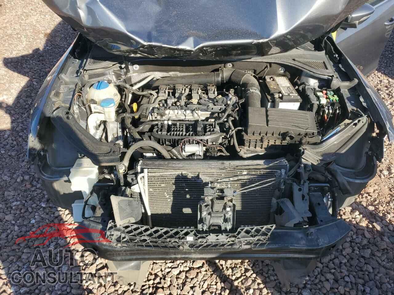 VOLKSWAGEN PASSAT 2017 - 1VWAT7A35HC075152