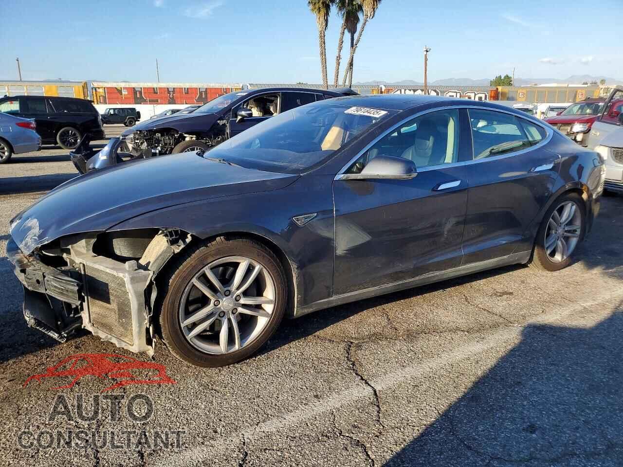 TESLA MODEL S 2014 - 5YJSA1H14EFP56139