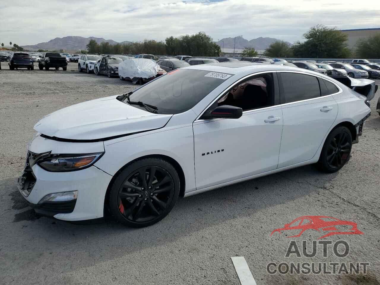 CHEVROLET MALIBU 2021 - 1G1ZD5ST5MF049075