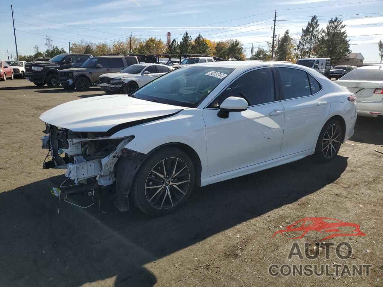 TOYOTA CAMRY 2021 - 4T1G11AK8MU524394