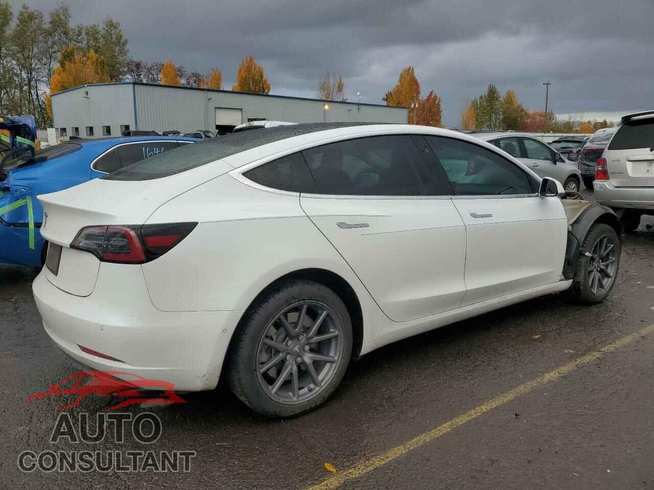 TESLA MODEL 3 2019 - 5YJ3E1EA4KF396976