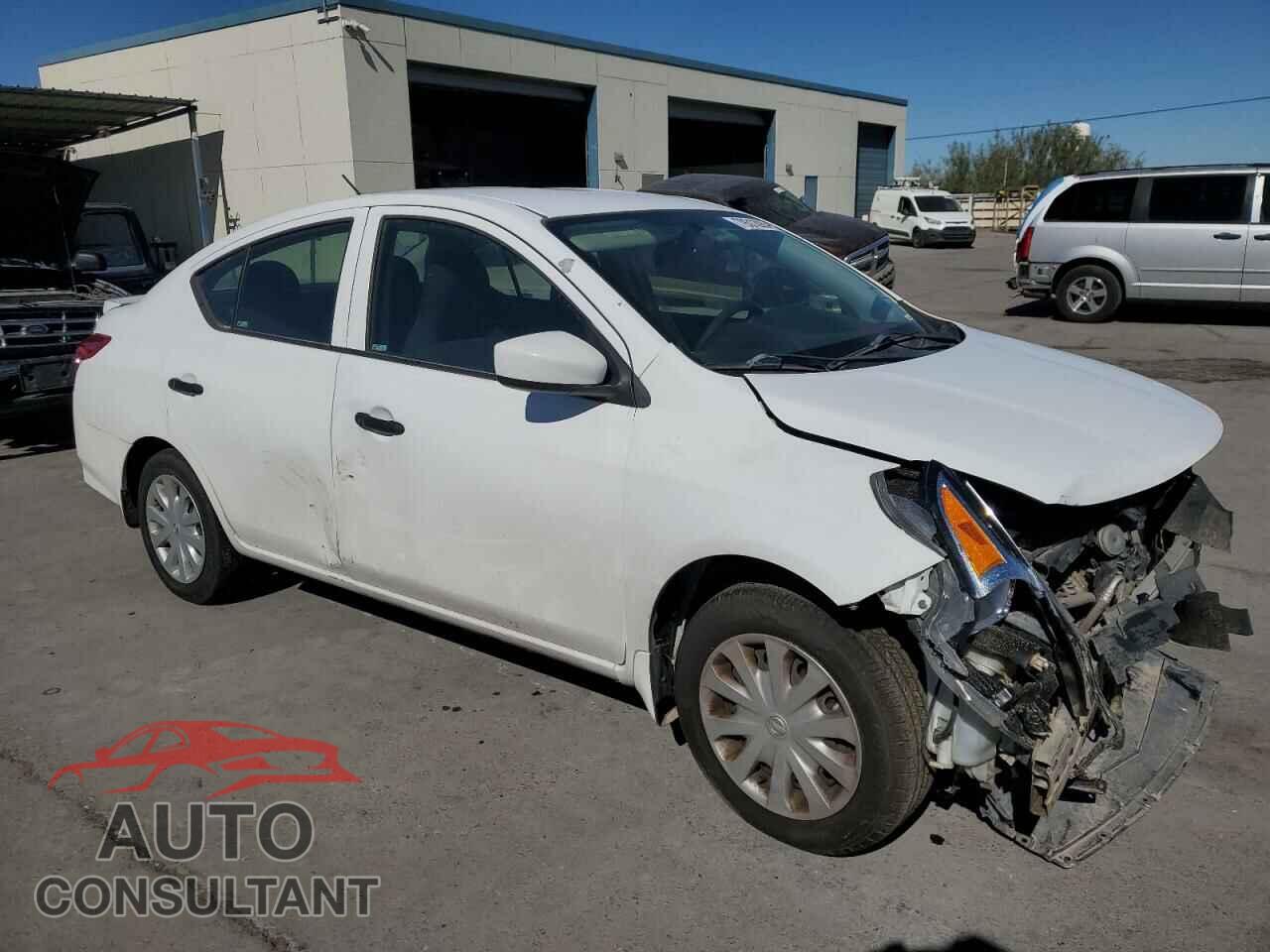 NISSAN VERSA 2017 - 3N1CN7AP0HL848352
