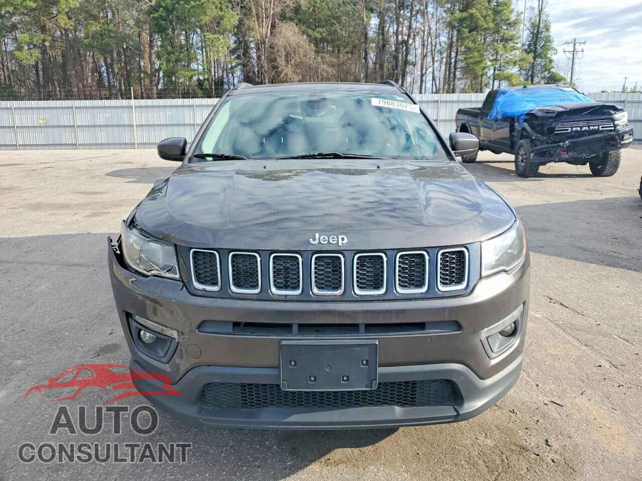 JEEP COMPASS 2018 - 3C4NJDBB0JT314034