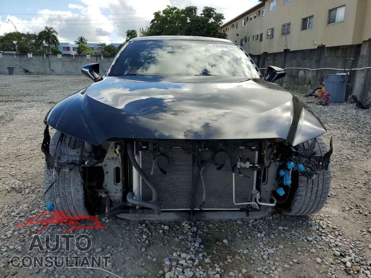 LEXUS IS 2021 - JTHAA1D22M5117315