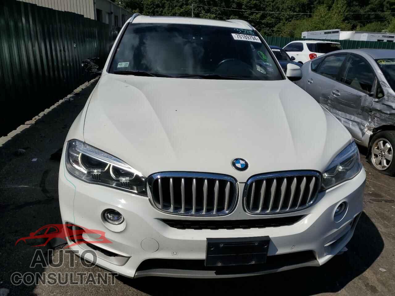 BMW X5 2017 - 5UXKR0C35H0X77689