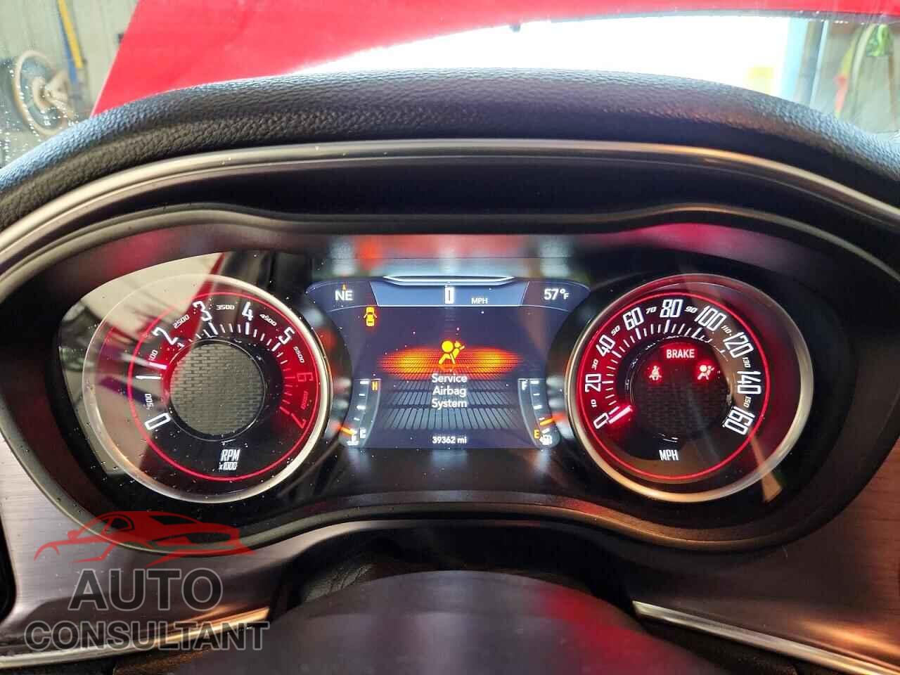 DODGE CHALLENGER 2017 - 2C3CDZBTXHH640953