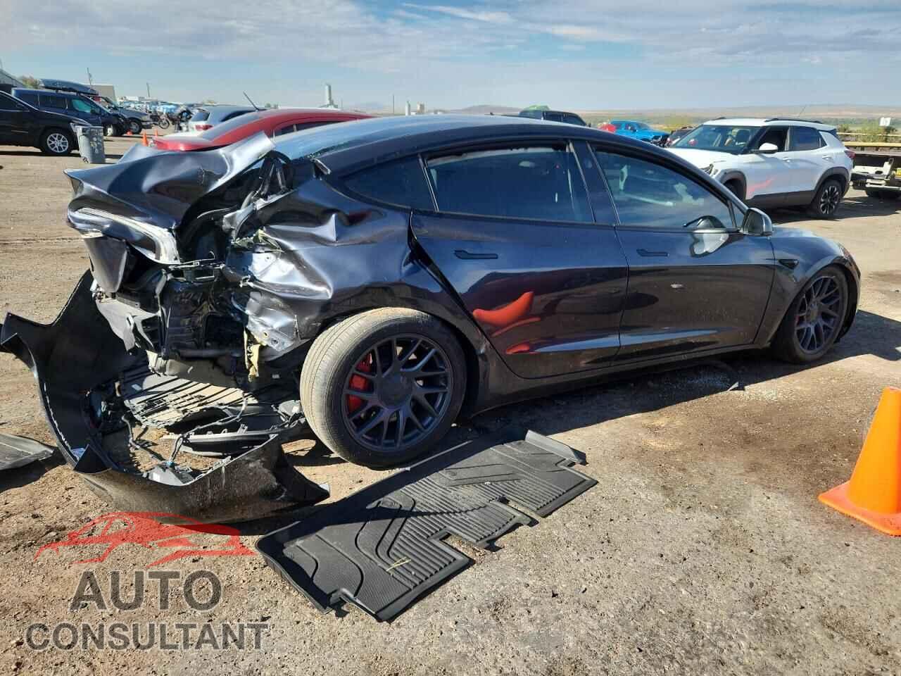 TESLA MODEL 3 2024 - 5YJ3E1EA7RF854682