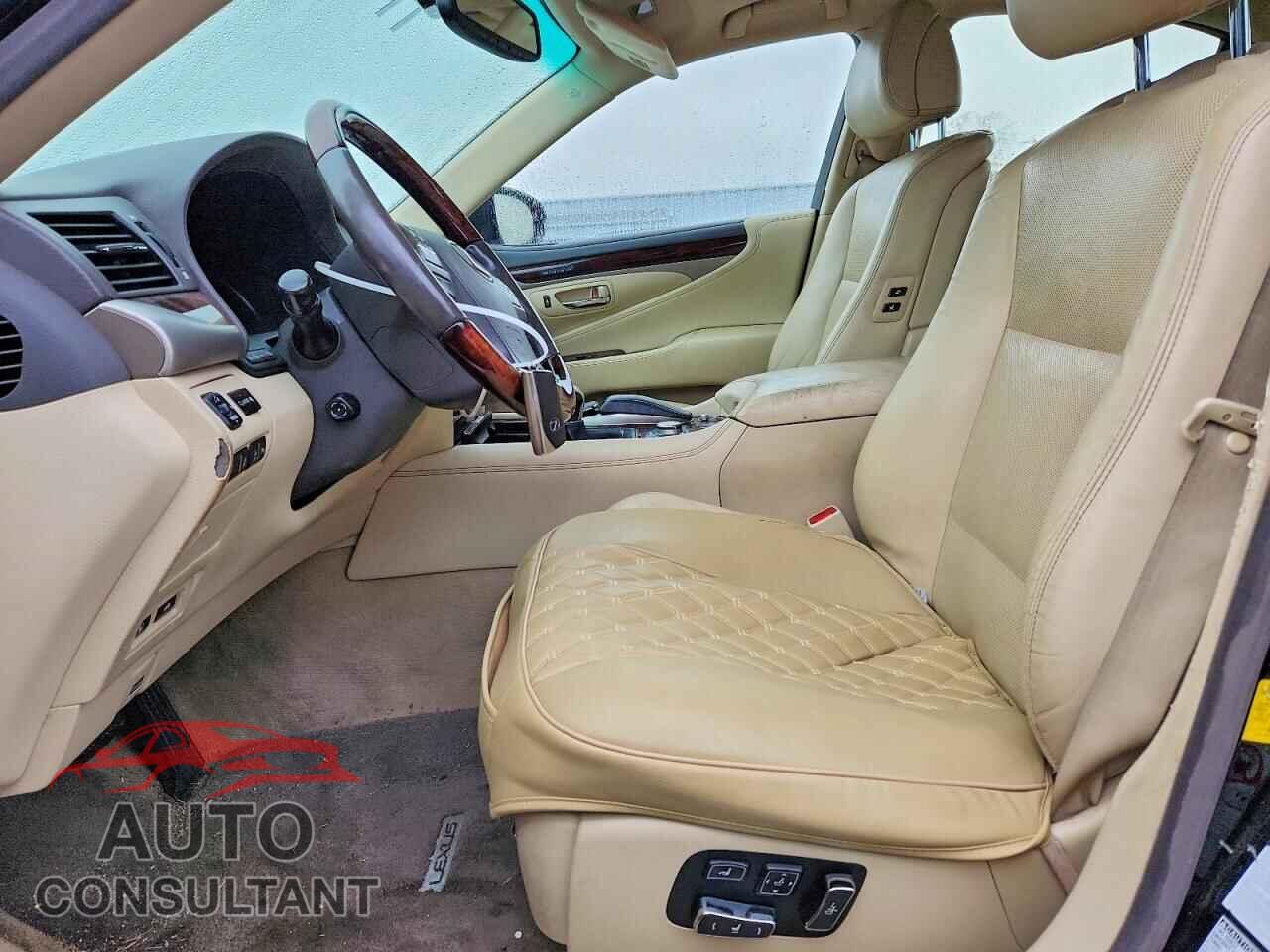 LEXUS LS460 2013 - JTHCL5EF3D5018708