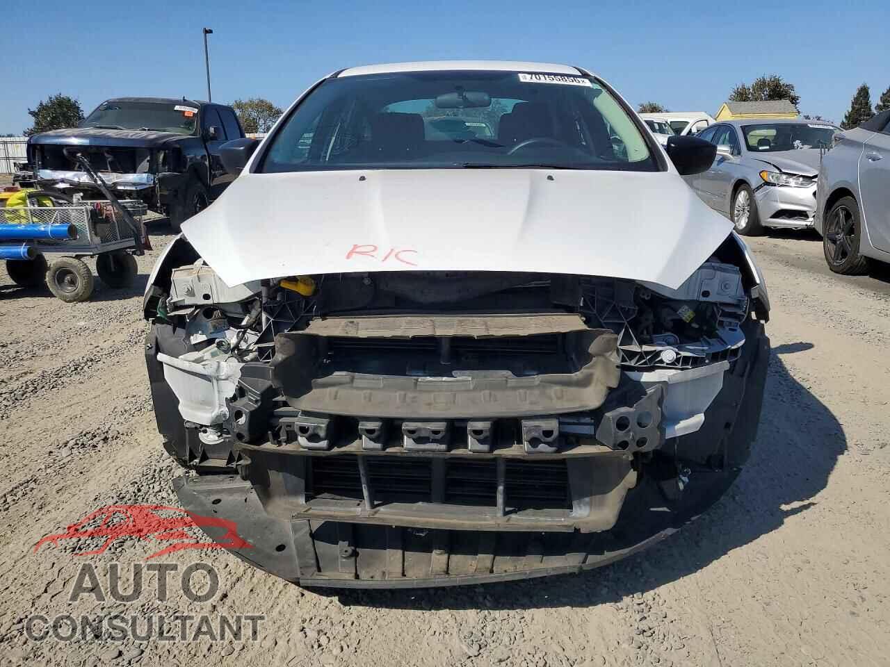FORD FOCUS 2015 - 1FADP3E28FL315022