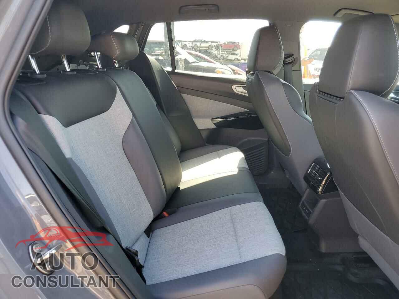 VOLKSWAGEN ID.4 PRO 2023 - 1V2DNPE88PC021759