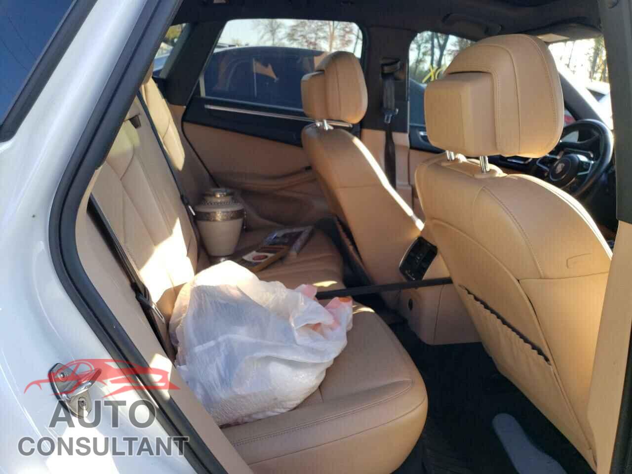 PORSCHE MACAN 2021 - WP1AG2A56MLB50204