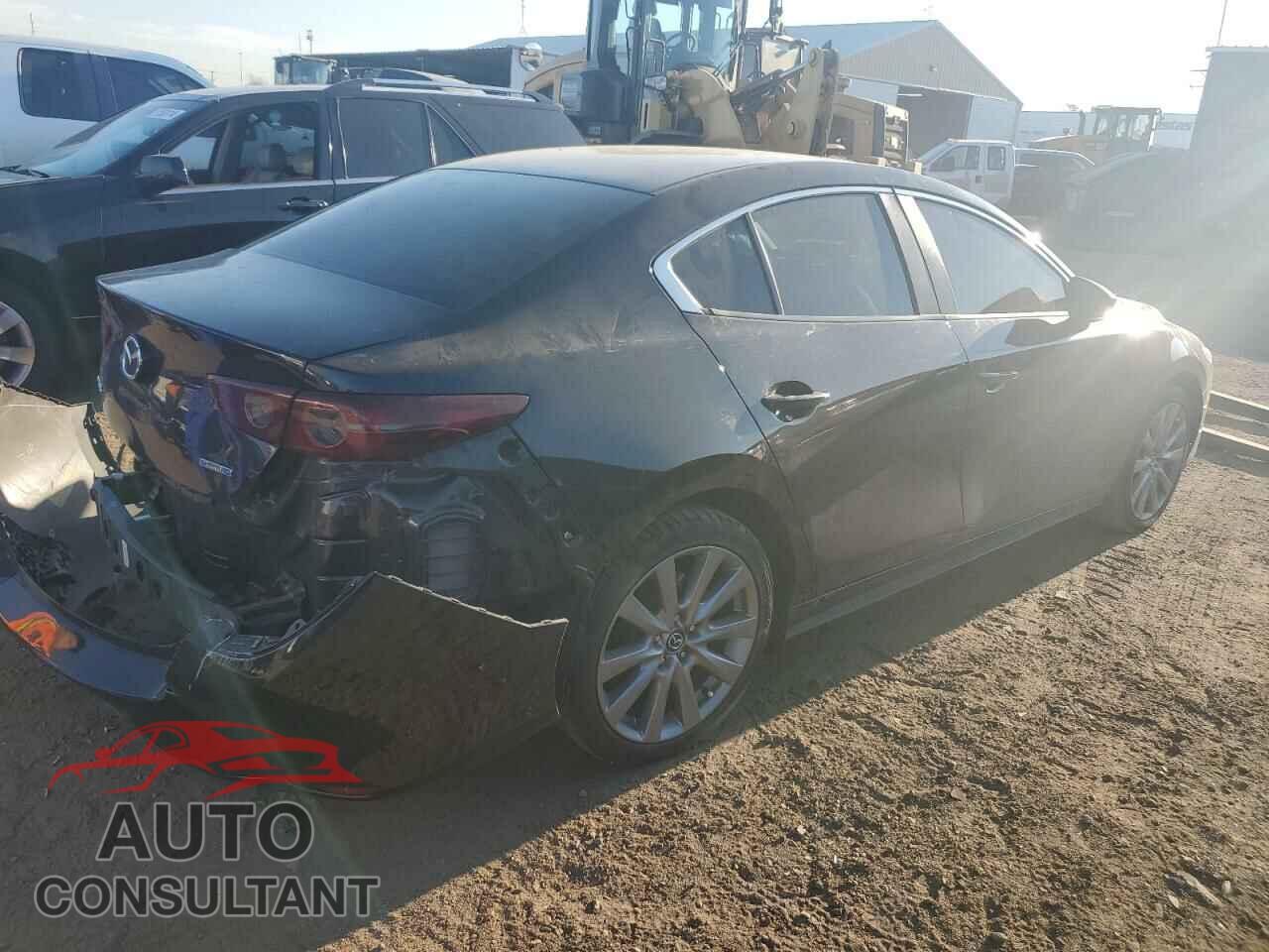 MAZDA 3 2021 - JM1BPABL0M1315219