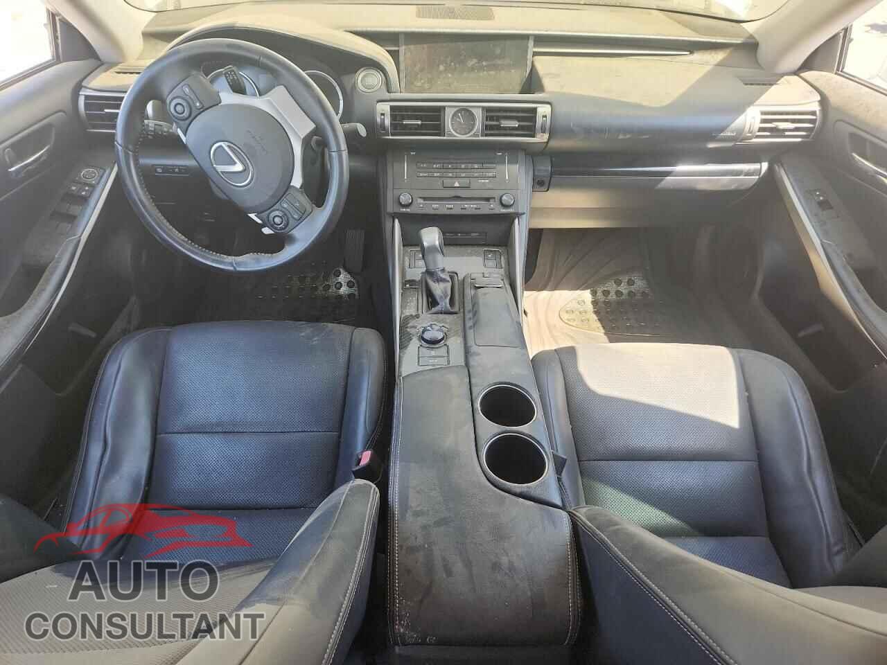 LEXUS IS 2014 - JTHBF1D26E5000330