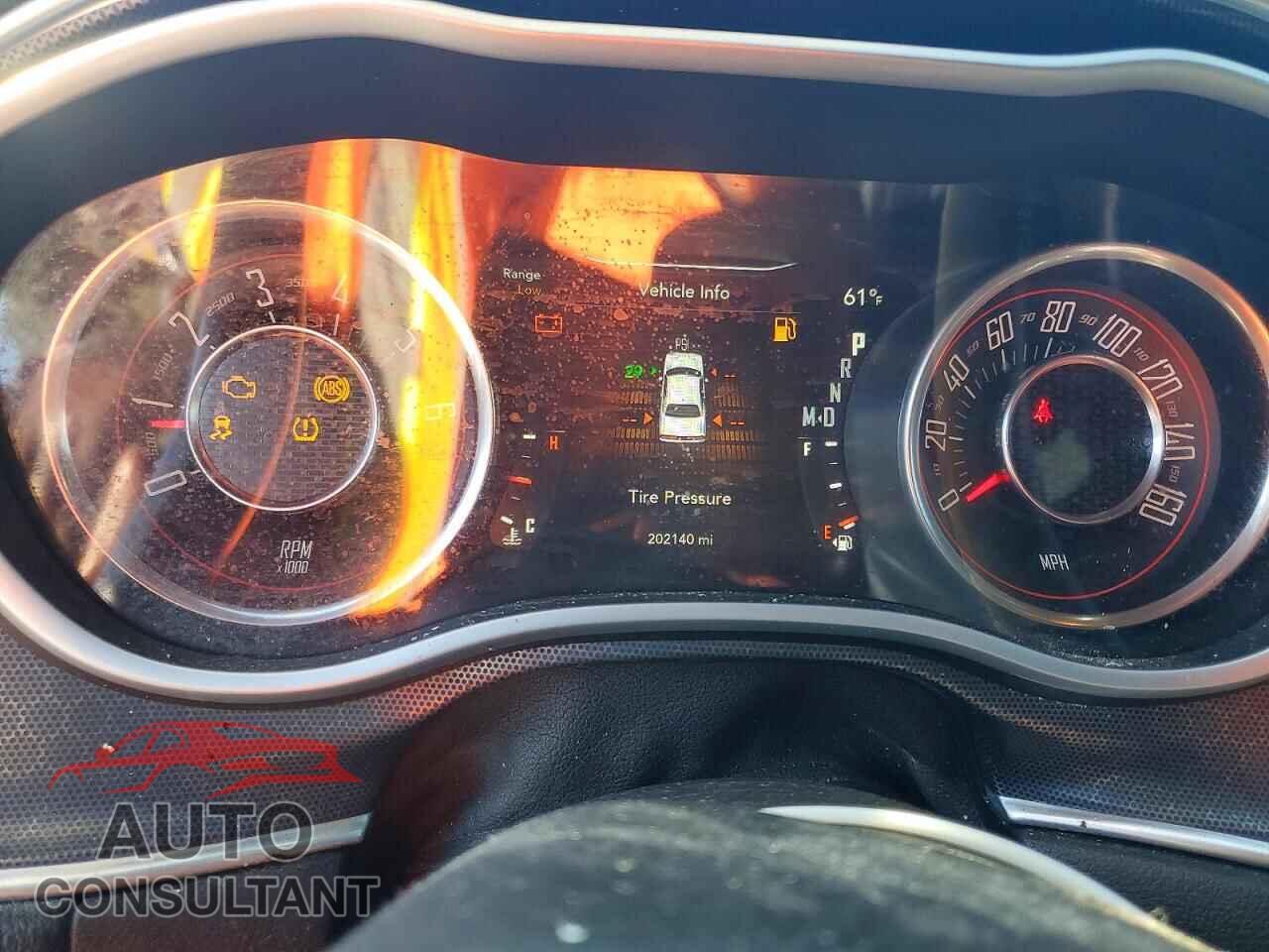DODGE CHALLENGER 2015 - 2C3CDZBG3FH709076