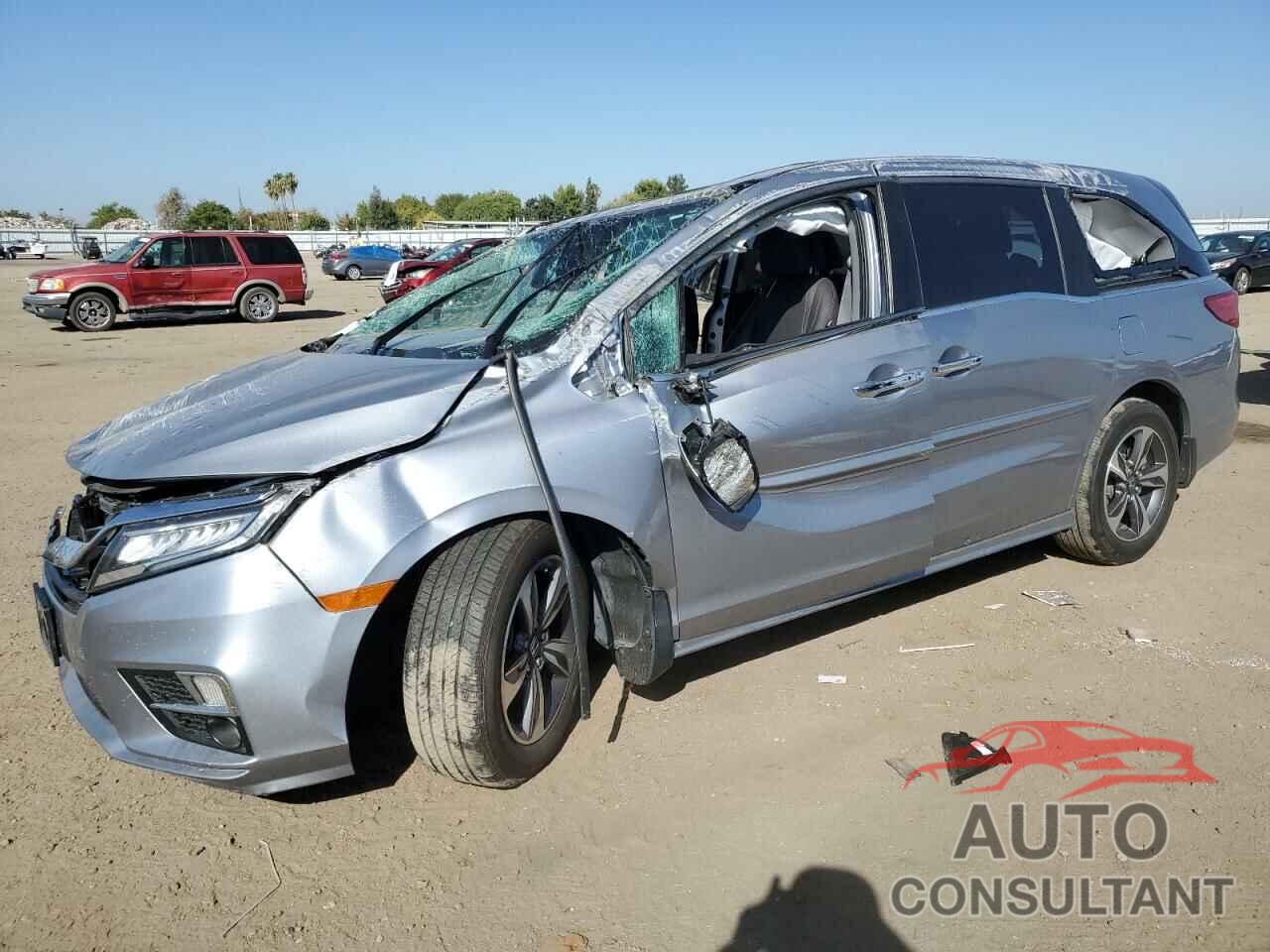 HONDA ODYSSEY 2018 - 5FNRL6H84JB000386