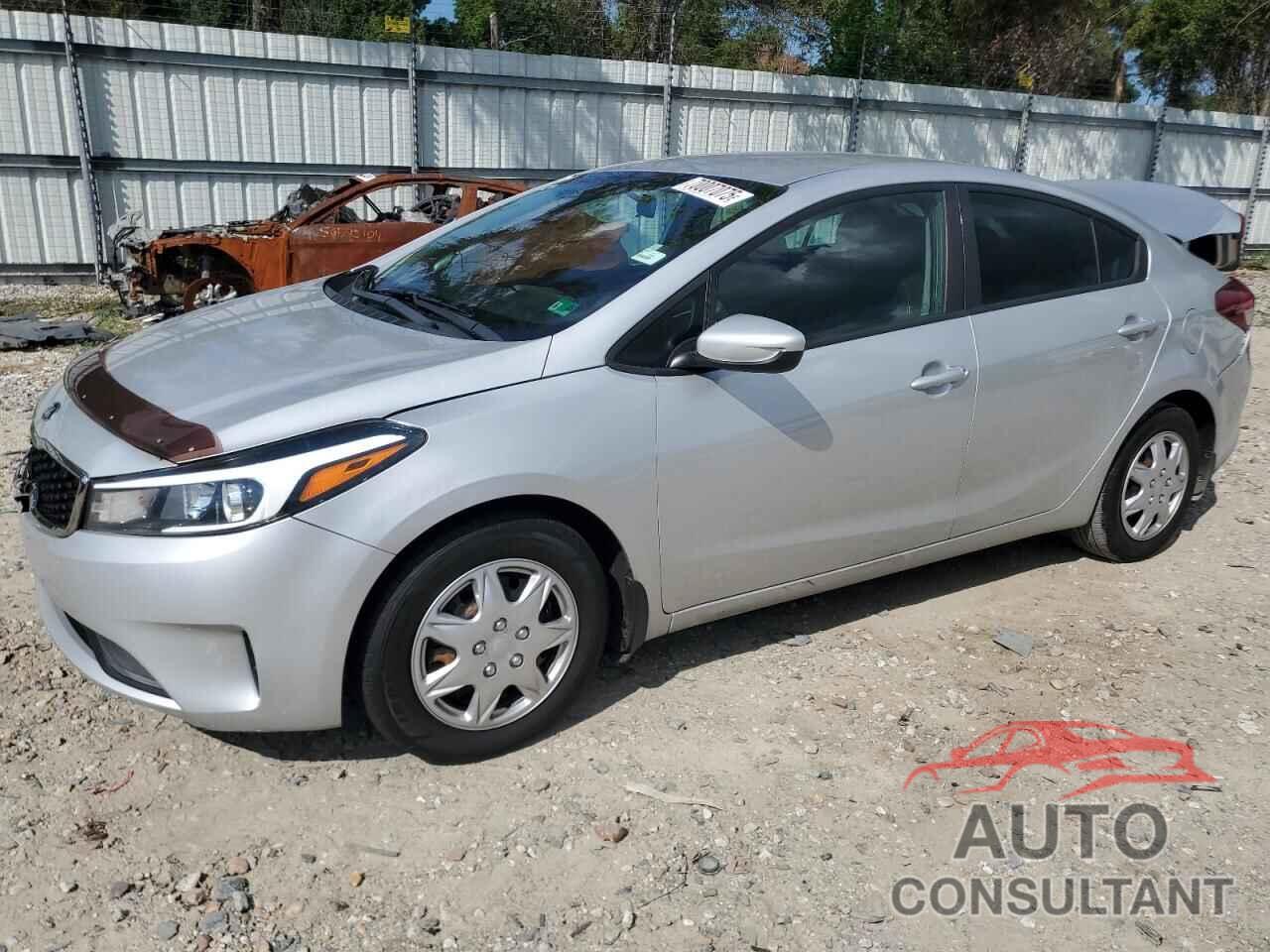 KIA FORTE 2017 - 3KPFK4A79HE152191