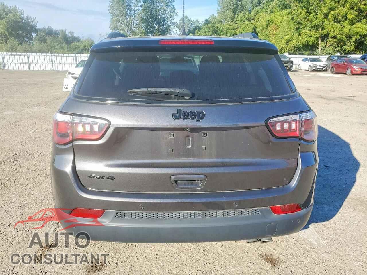 JEEP COMPASS 2018 - 3C4NJDBB2JT397725