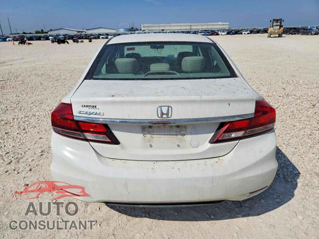 HONDA CIVIC 2013 - 2HGFB2F55DH585745