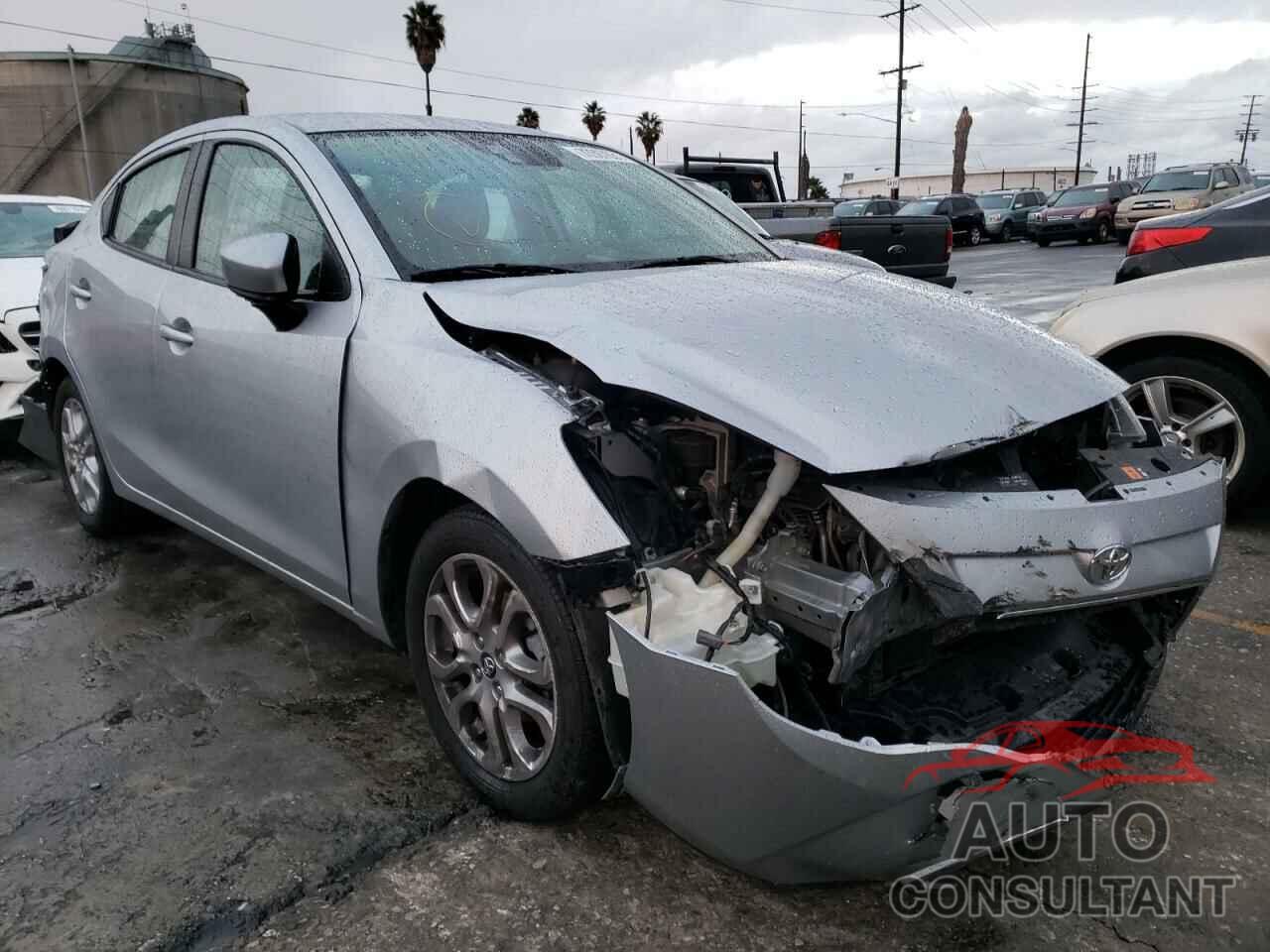 TOYOTA YARIS 2018 - 3MYDLBYV4JY322251