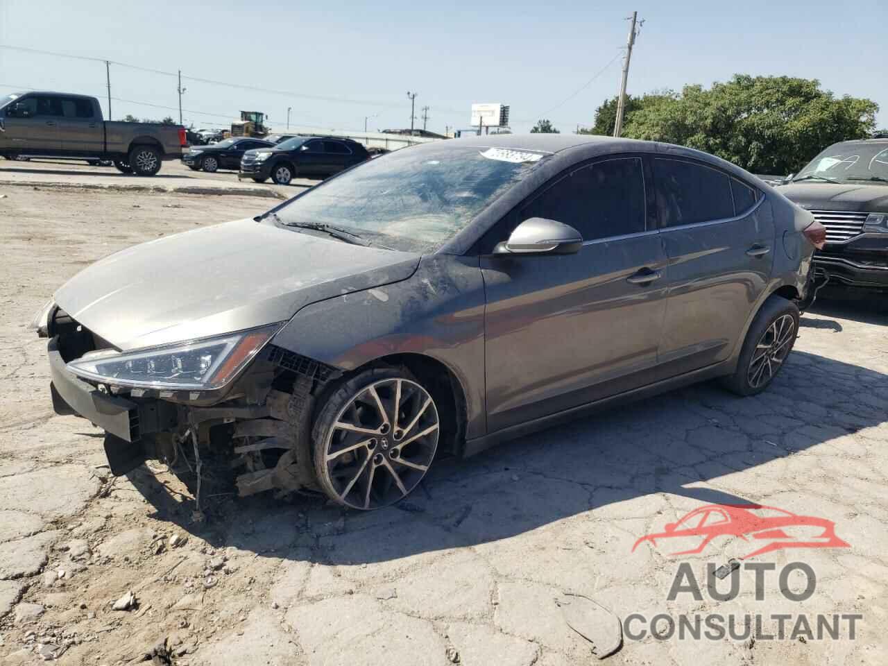 HYUNDAI ELANTRA 2019 - 5NPD84LF3KH490151