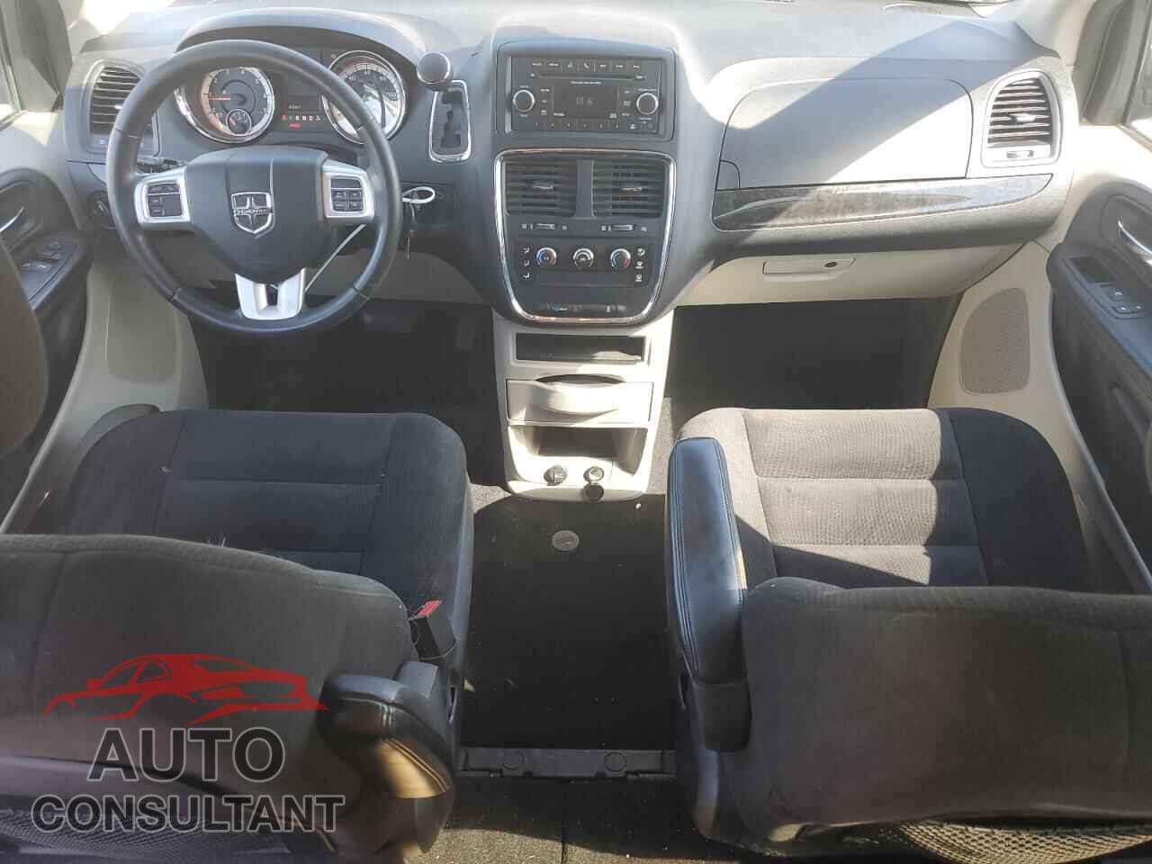 DODGE CARAVAN 2015 - 2C4RDGBG9FR557194
