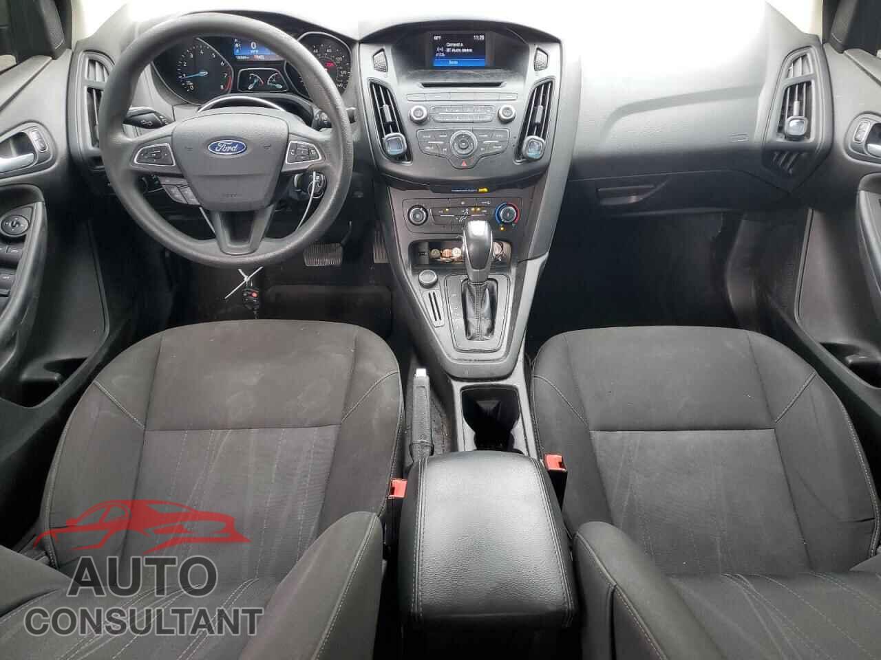 FORD FOCUS 2016 - 1FADP3F2XGL269256