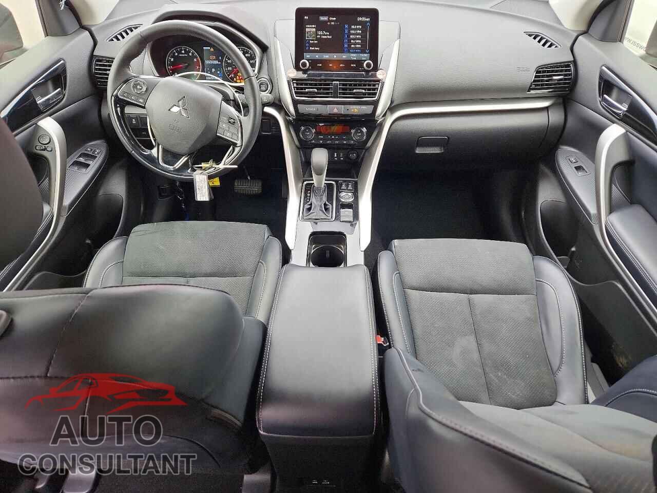 MITSUBISHI ECLIPSE 2025 - JA4ATWAA9SZ018835