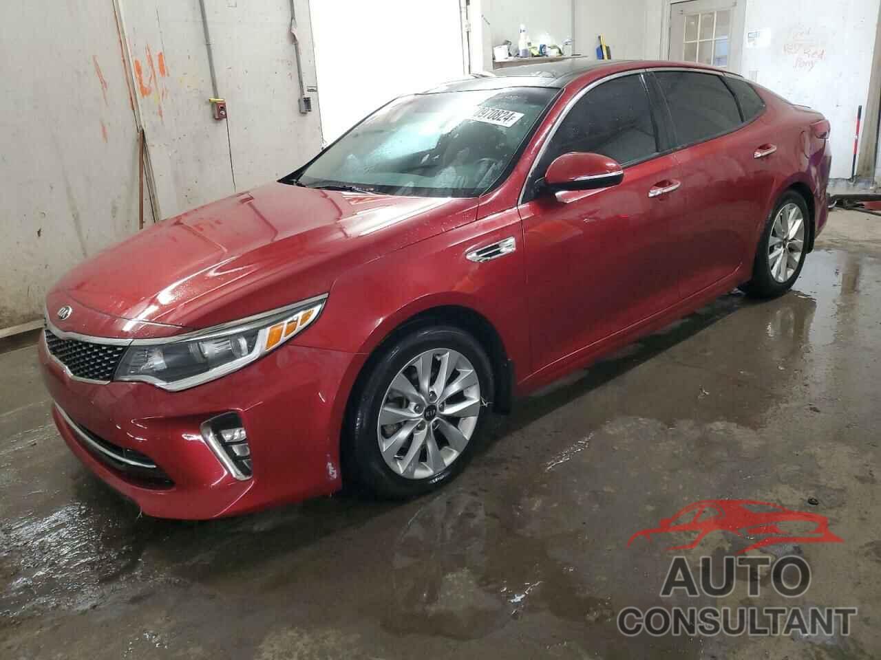 KIA OPTIMA 2018 - 5XXGT4L30JG181880