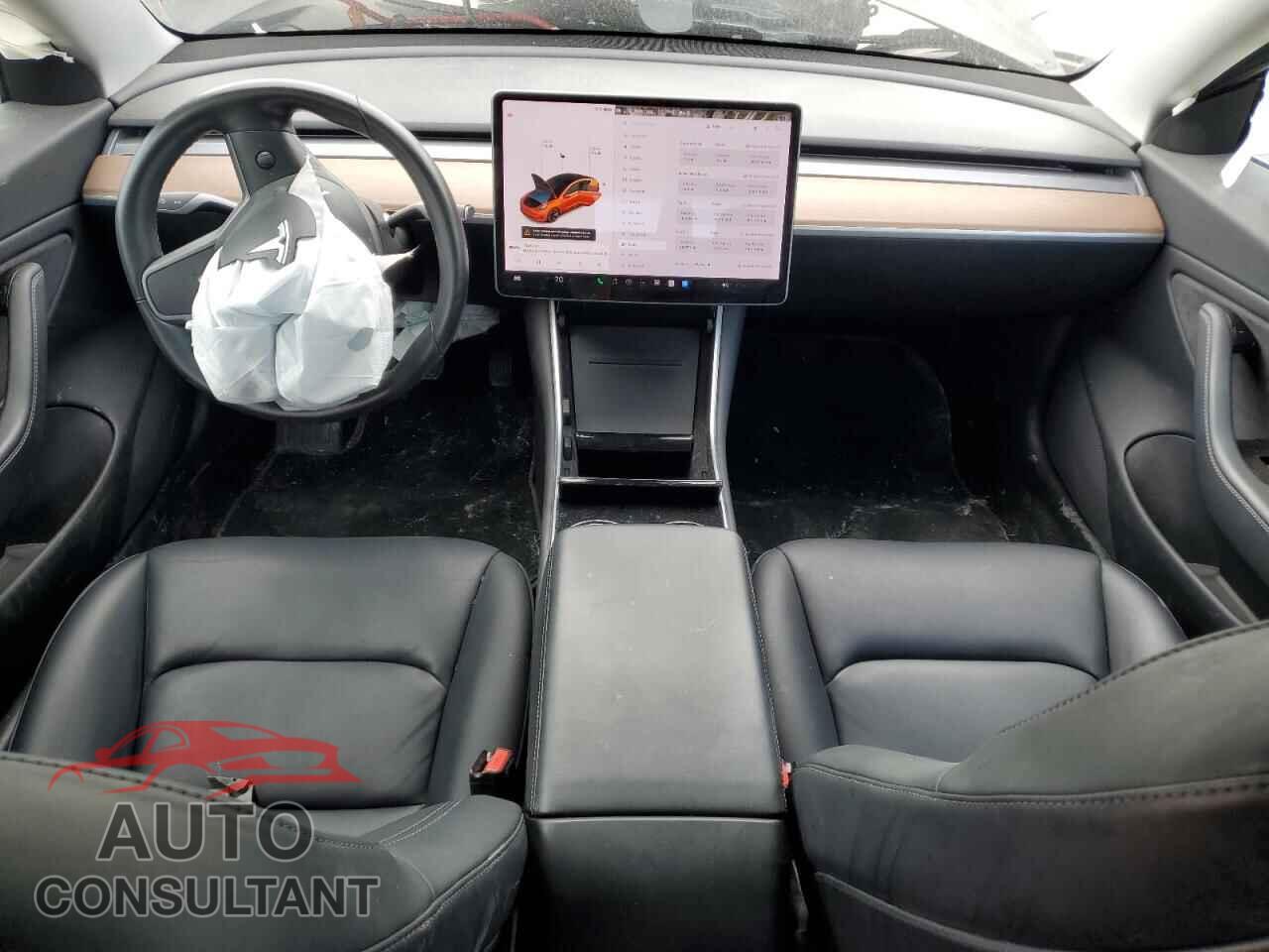 TESLA MODEL 3 2018 - 5YJ3E1EB4JF113452
