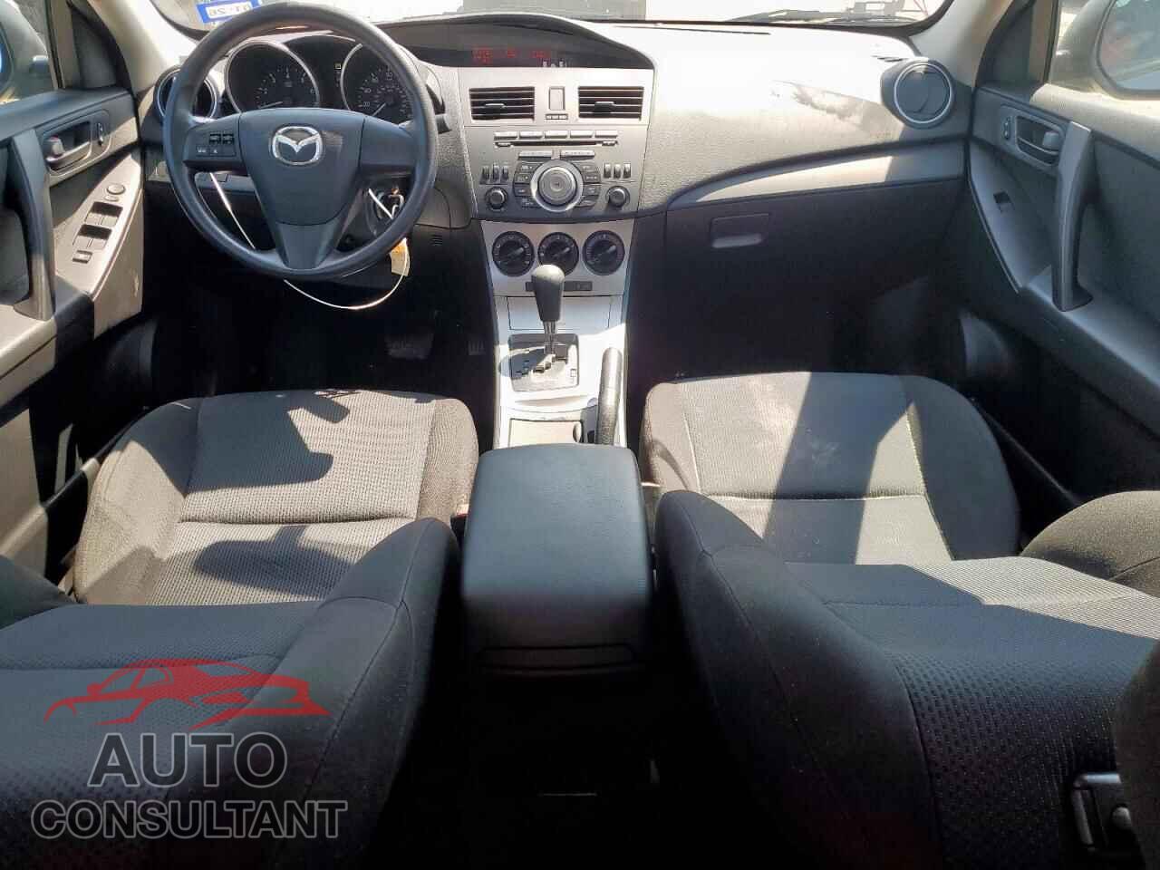 MAZDA 3 2011 - JM1BL1UGXB1415983